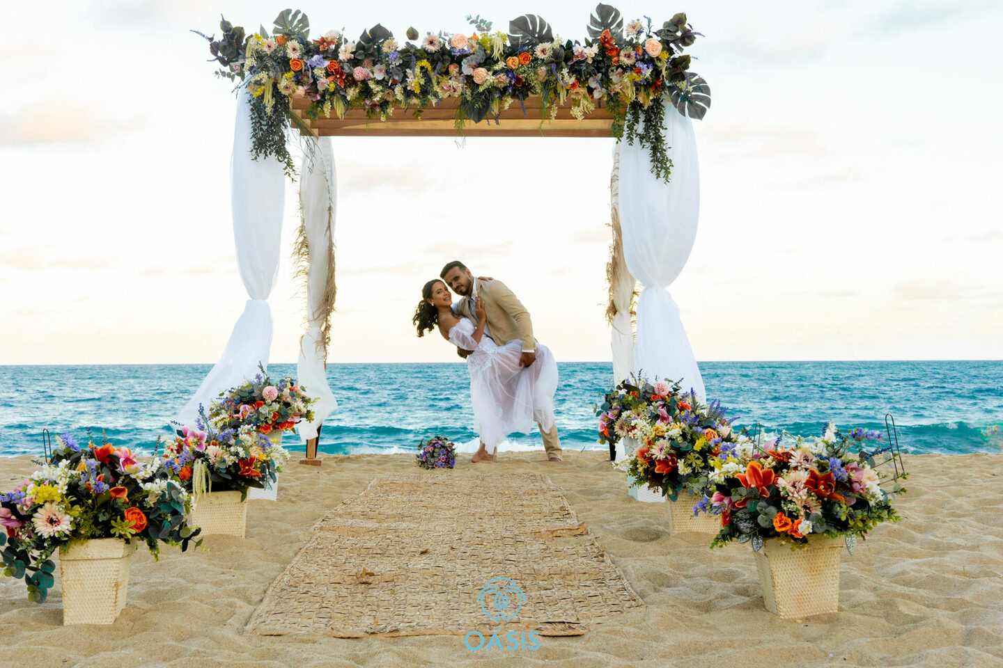 Elopement Wedding Matheus & Raquel | Praia de Maracaípe - Porto de Galinhas PE Elopement Wedding Matheus & Raquel | Praia de Maracaípe - Porto de Galinhas PE