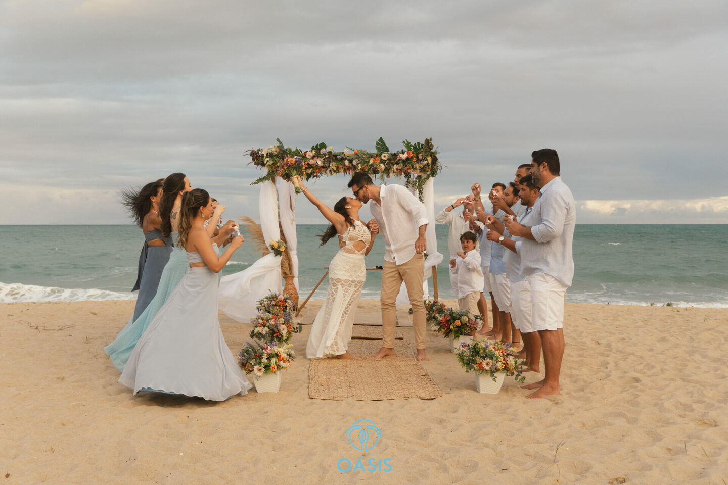 Casamento Pé na Areia de Lígia e Renan - Praia de Maracaípe - Porto de Galinhas PE